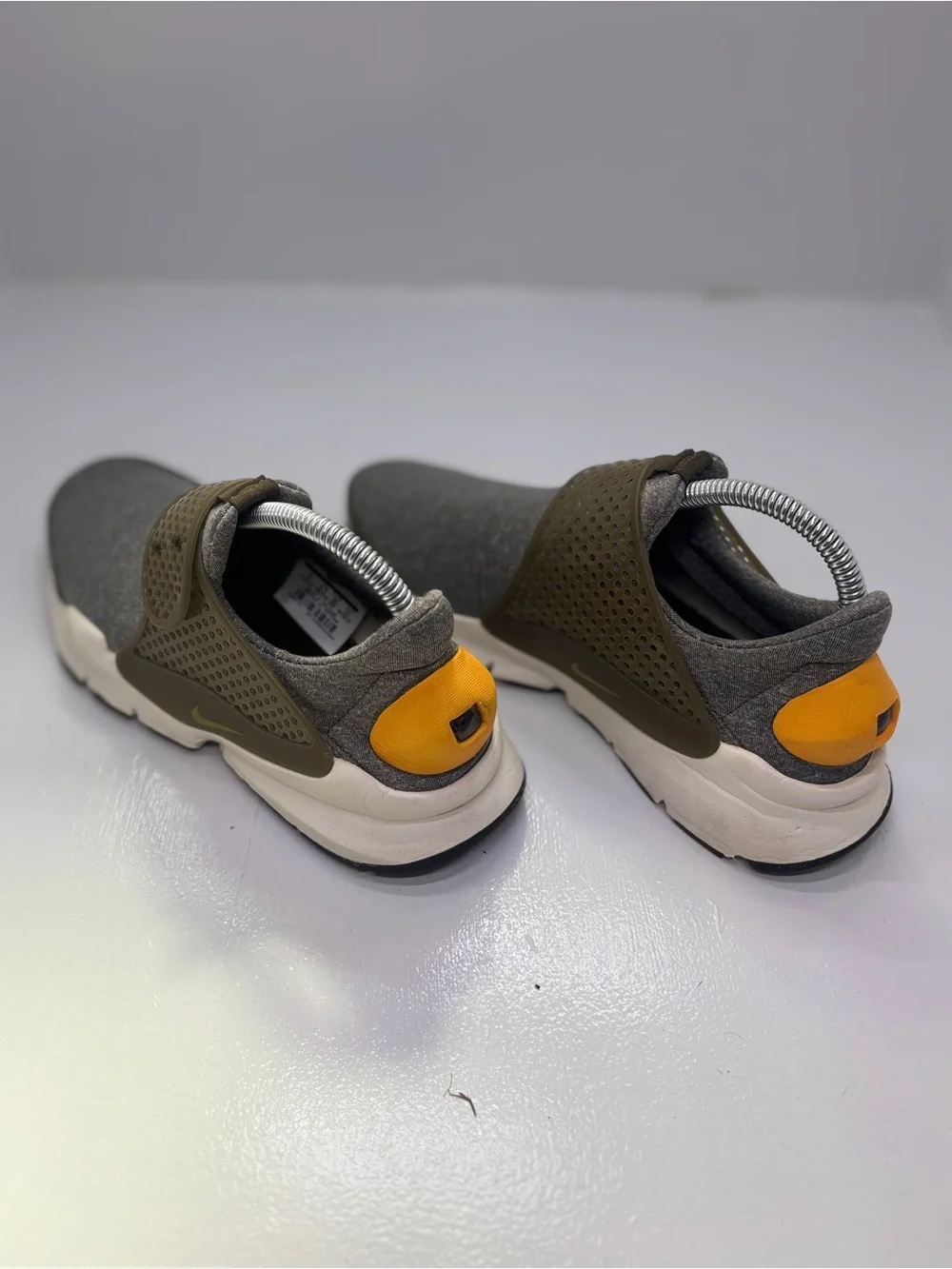 Nike Sock Dart SE Gold Leaf Dark Loden Slip On Sneakers women's size 8 EU 39